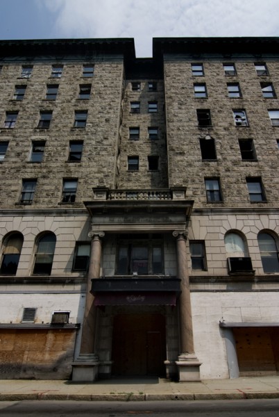 hôtel abandonné