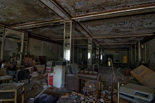 hôtel abandonné Sterling