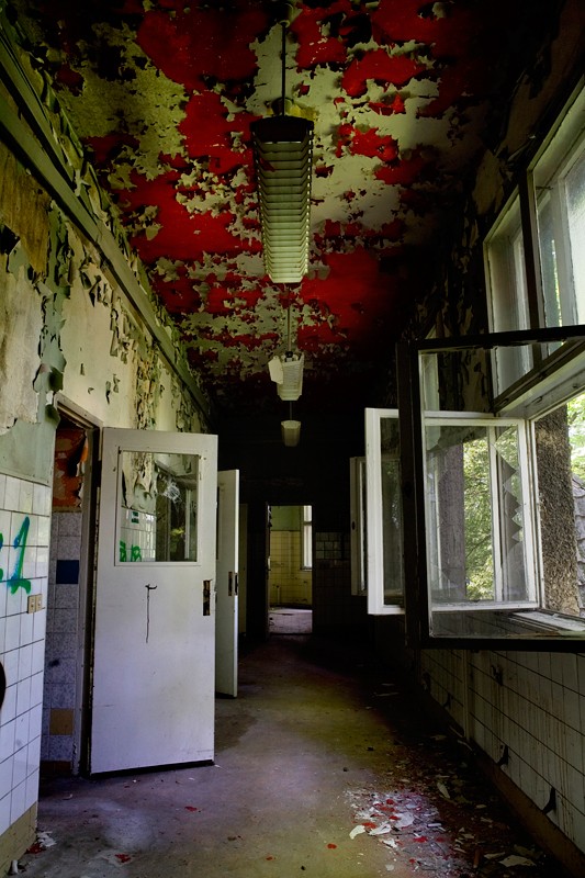 hôpital pour enfants abandonné