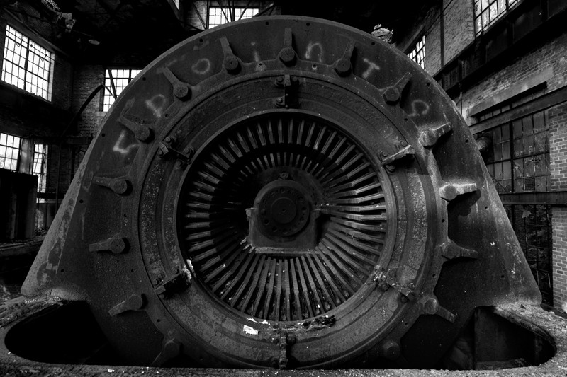 centrale à charbon abandonnée