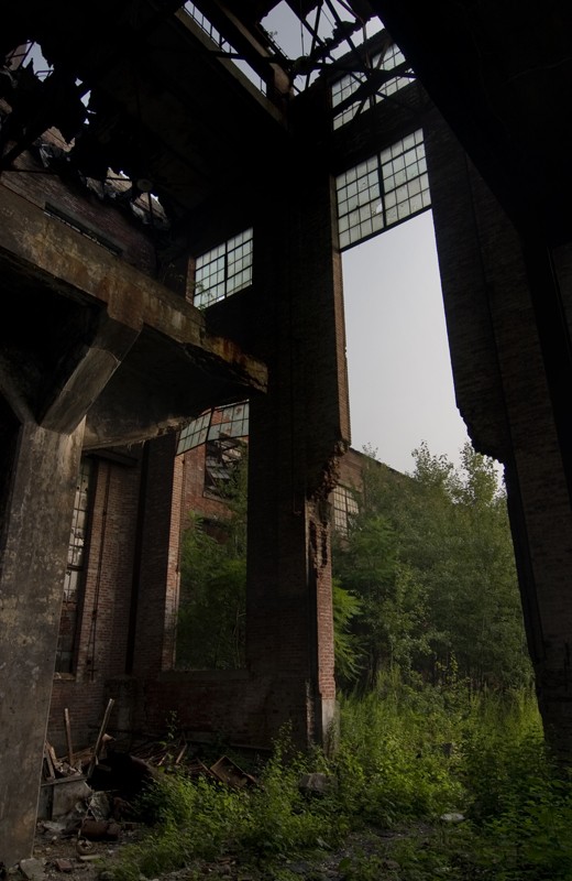 centrale à charbon abandonnée