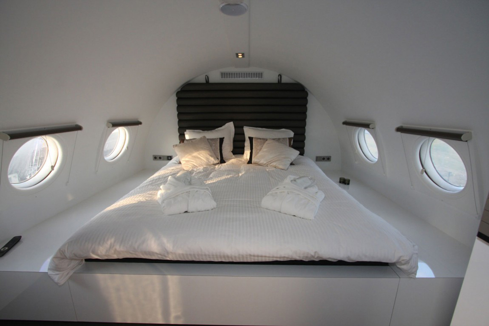 Airplane Suite