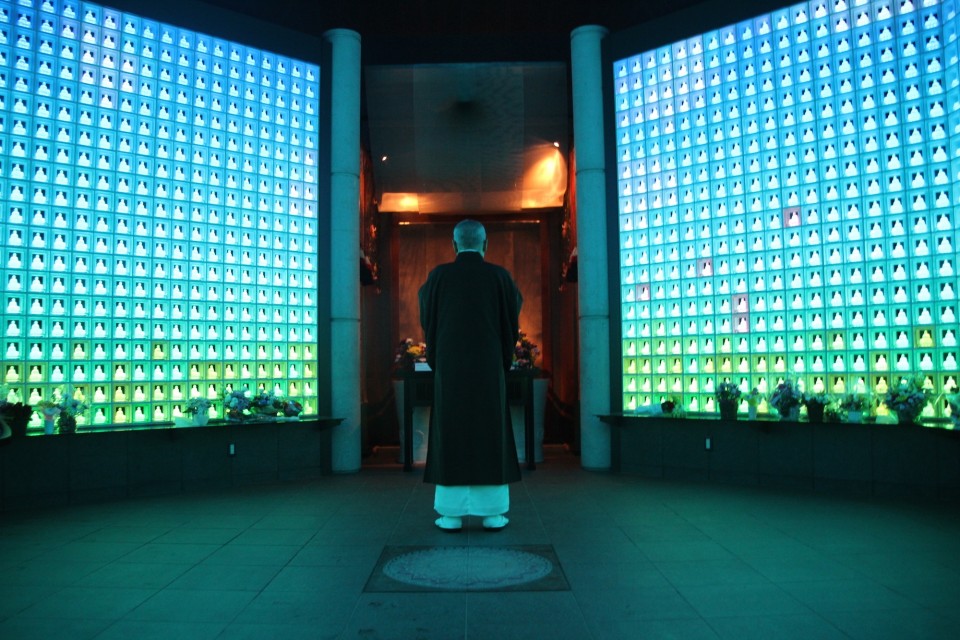 LED Bouddha cimetière Ruriden temple Koukoko-ji