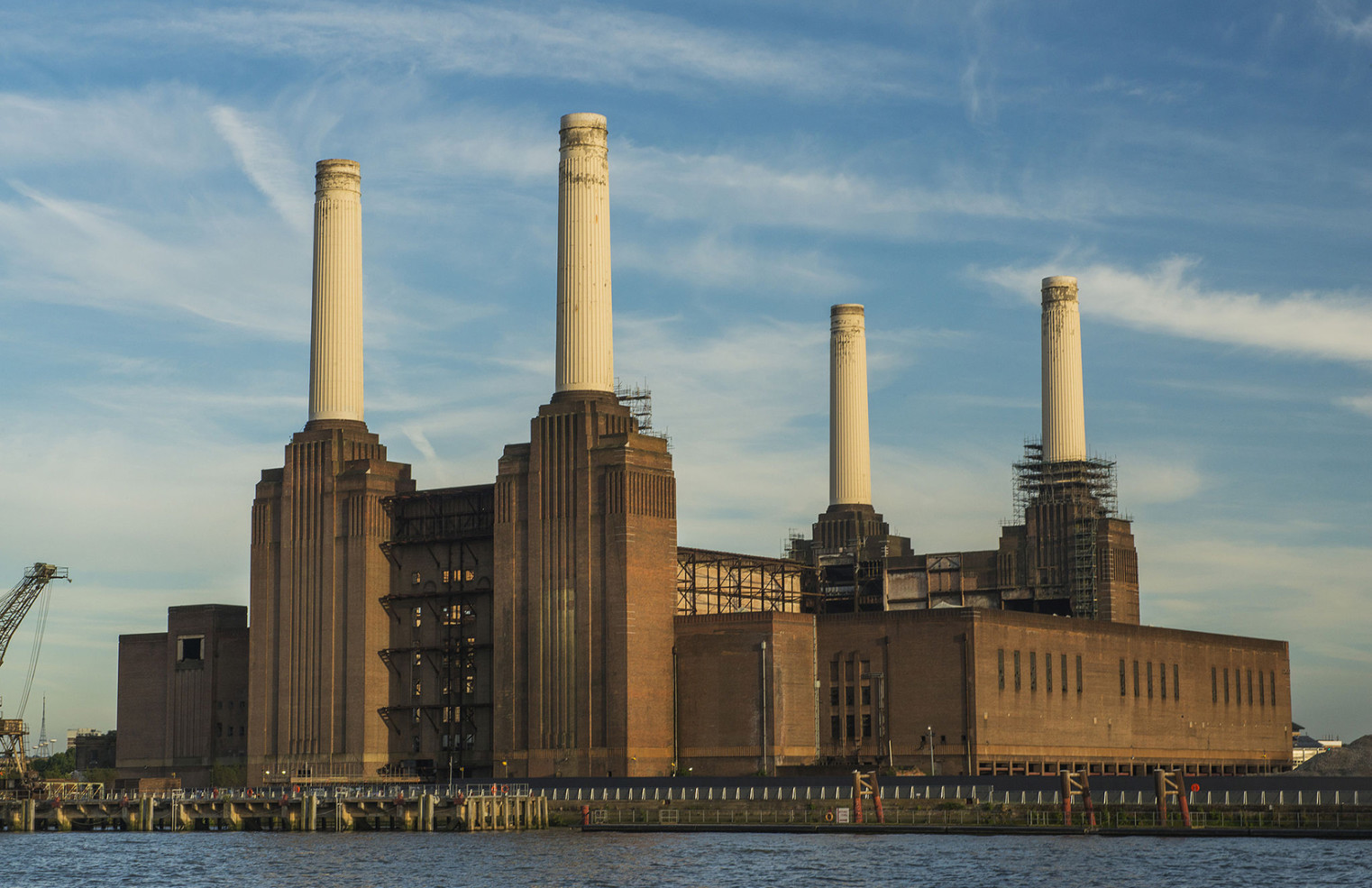 Battersea Power Station Apple