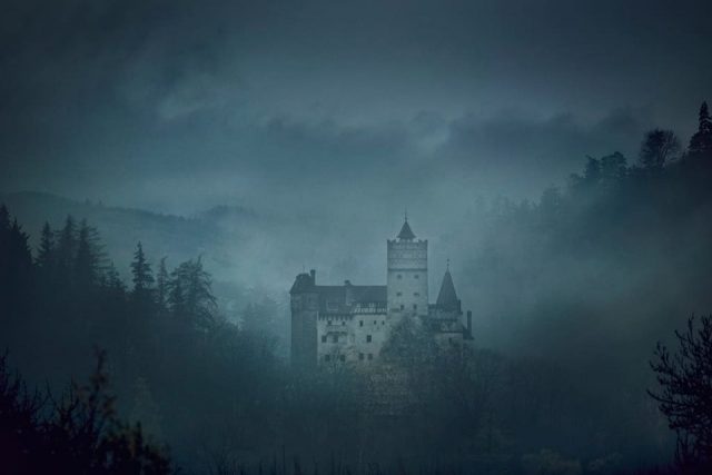 Halloween 2016 château de Dracula Airbnb