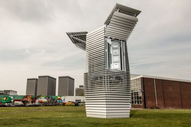 smog free tower