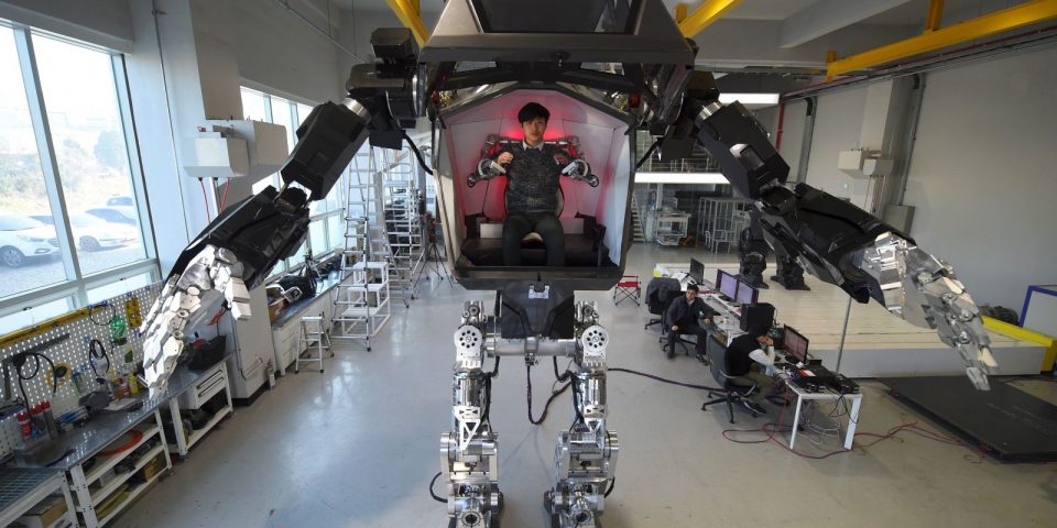 Method-2 robot géant