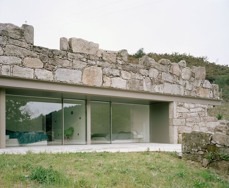 maison contemporaine en pierre