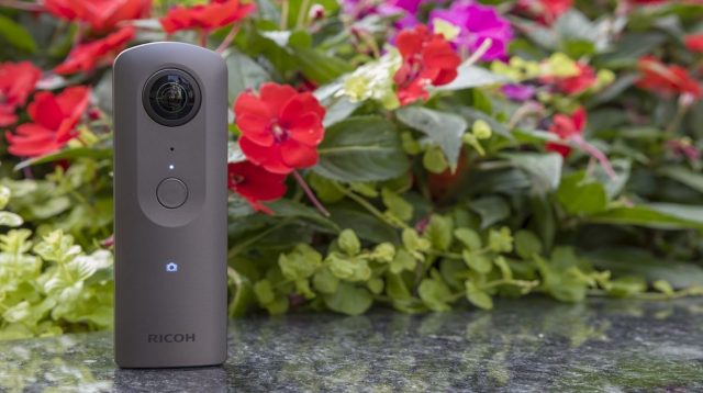 Ricoh Theta V