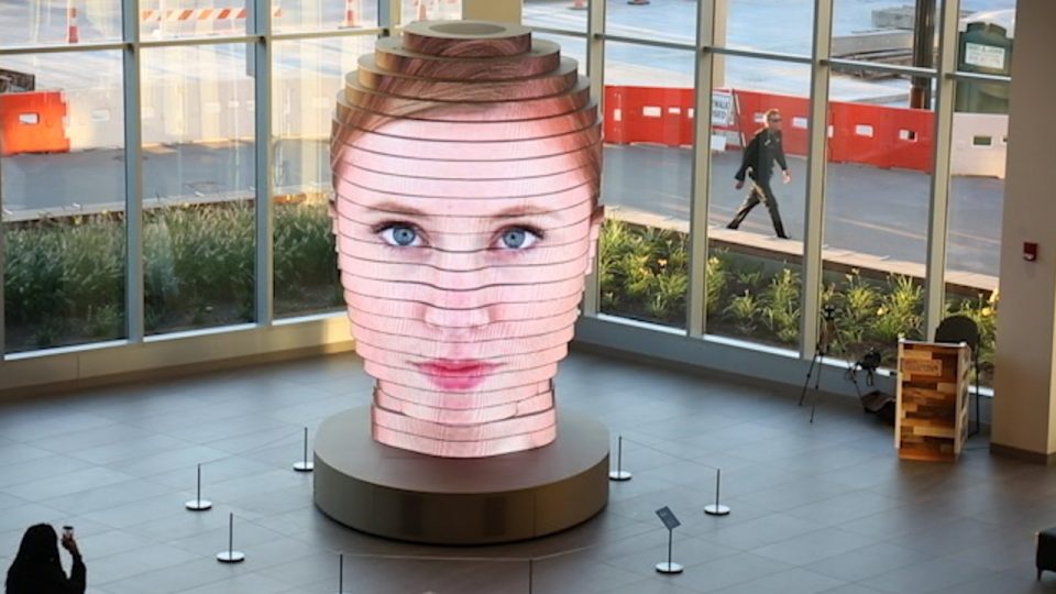 As We Are – Des têtes géantes en 3D et LED