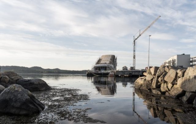 Le restaurant submergé de Snøhetta prend forme en Norvège