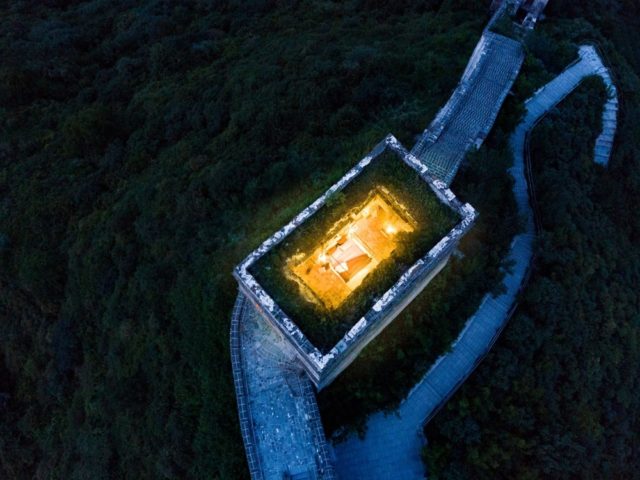 Dormir sur la grande muraille de Chine est possible grâce à Airbnb