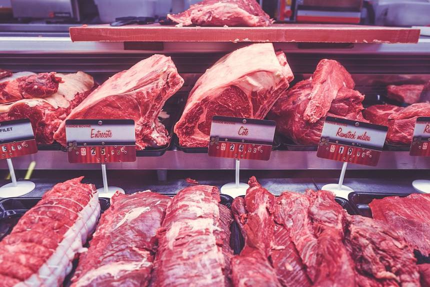 Taxer la viande rouge sauverait des vies et ralentirait le réchauffement climatique