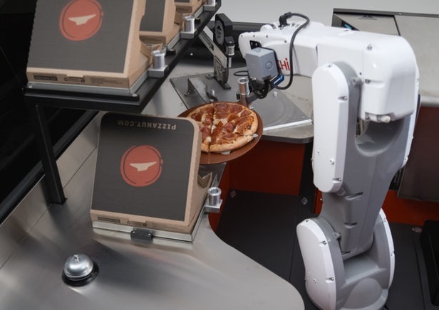 Toyota dévoile la pizzeria mobile Tundra Pie Pro à hydrogène au salon SEMA