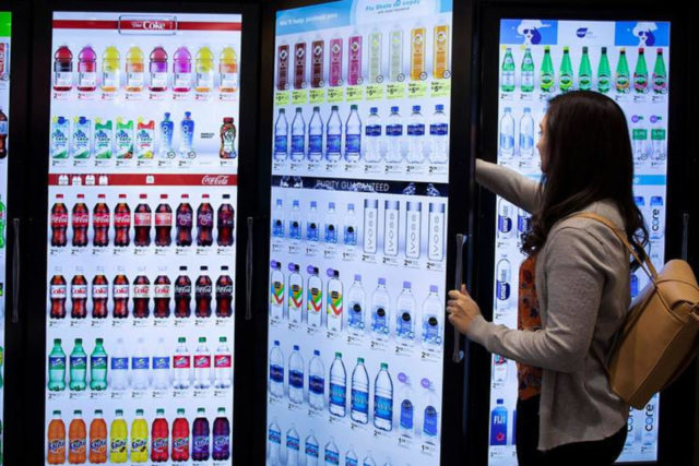 Cooler Screens - Walgreens teste des écrans sur ses frigos pour suivre le comportement des clients 1