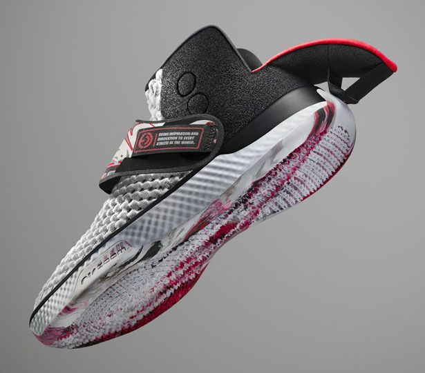Nike Air Zoom UNVRS – Les chaussures Nike avec le système FlyEase
