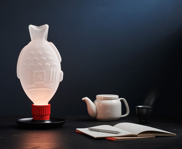 Light Soy - Une lampe en verre pour sensibiliser à la menace des déchets plastiques