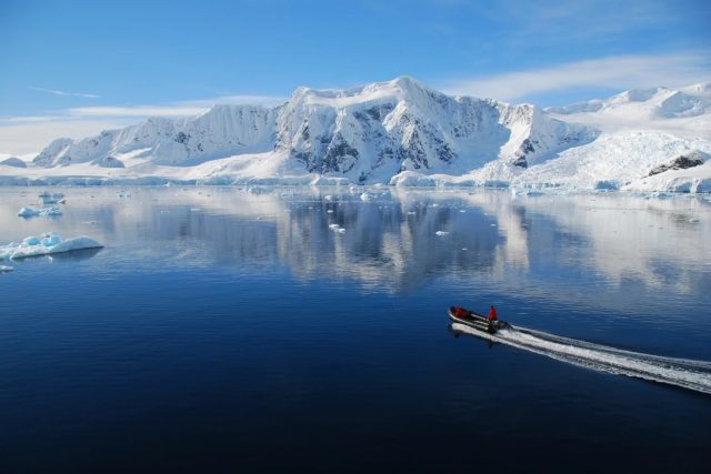 Les microplastiques apparaissent pour la première fois dans la glace de mer de l'Antarctique