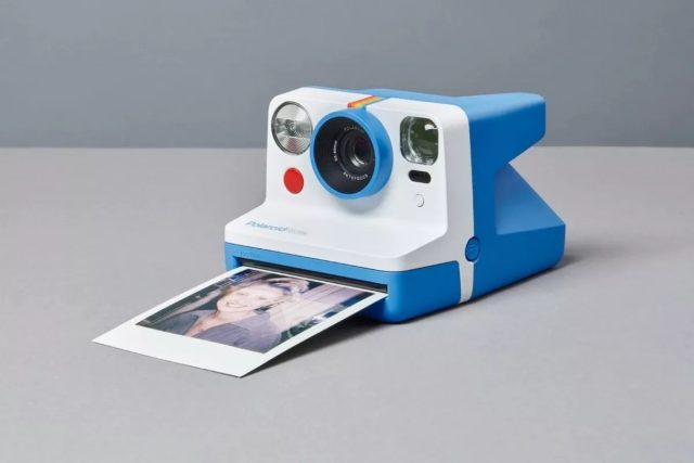Polaroid Now – La photographie instantanée revient à la maison