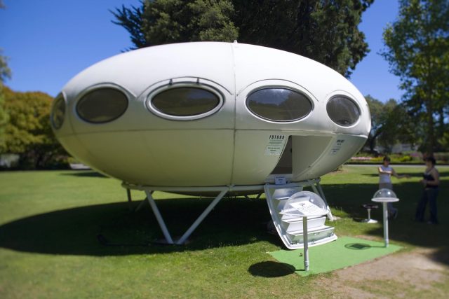 Futuro – La maison futuriste en vente en Nouvelle Zélande