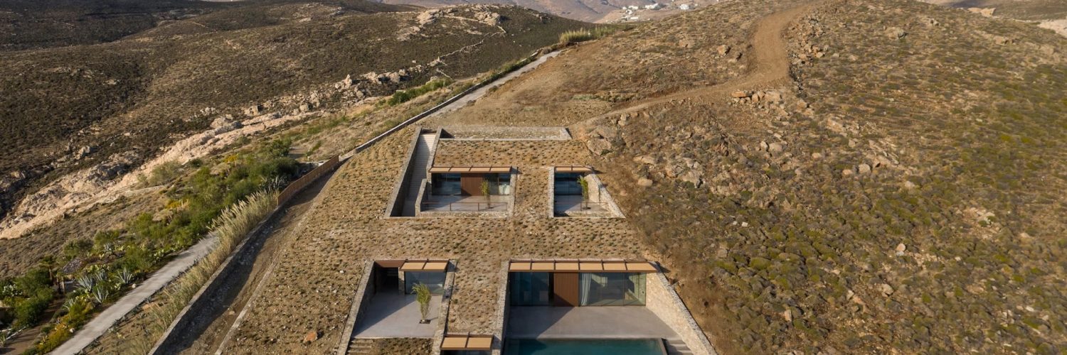 NCaved - Cette maison de luxe disparaît dans un paysage grec accidenté