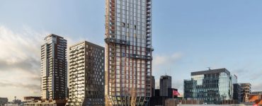 CasaNova - Une tour triangulaire très lourde prend forme à Rotterdam