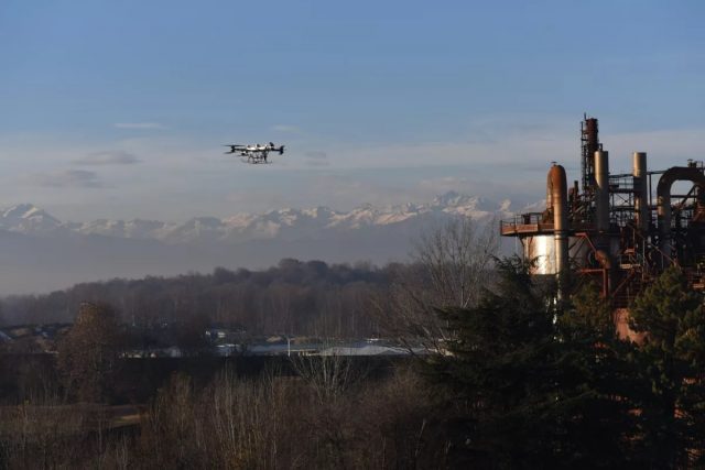 FlyingBasket dévoile deux drones de transport lourd