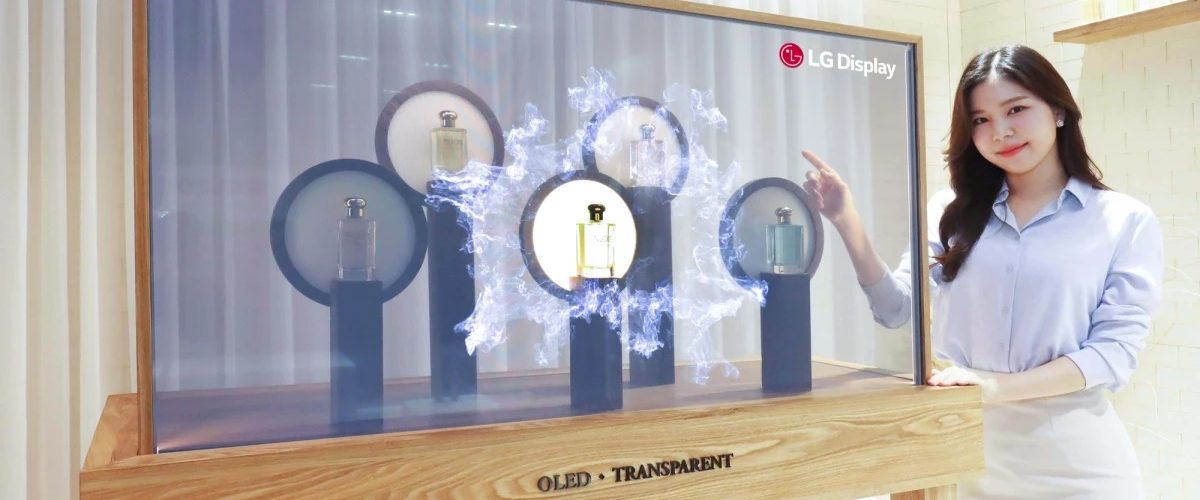 Les derniers concepts d'écrans OLED transparents améliorent l'expérience d'achat