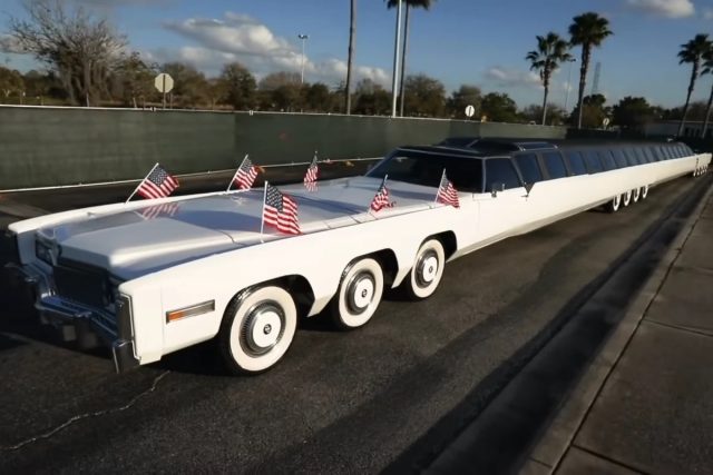 La voiture la plus longue du monde a été retrouvée, restaurée