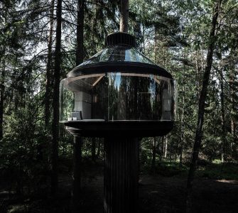 Polestar lance KOJA, une micro-maison dans les arbres pour réimaginer le voyage durable 1
