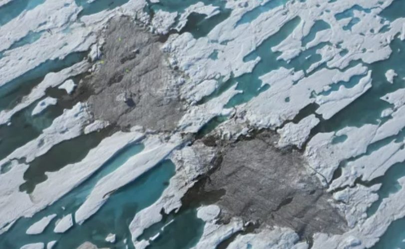 Qeqertaq Avannarleq - La mystérieuse île fantôme se révèle être un iceberg