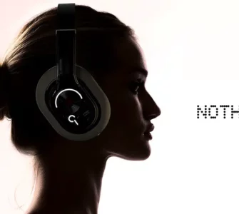 Head (1) - Casque d'écoute conceptuel futuriste et transparent pour la marque Nothing