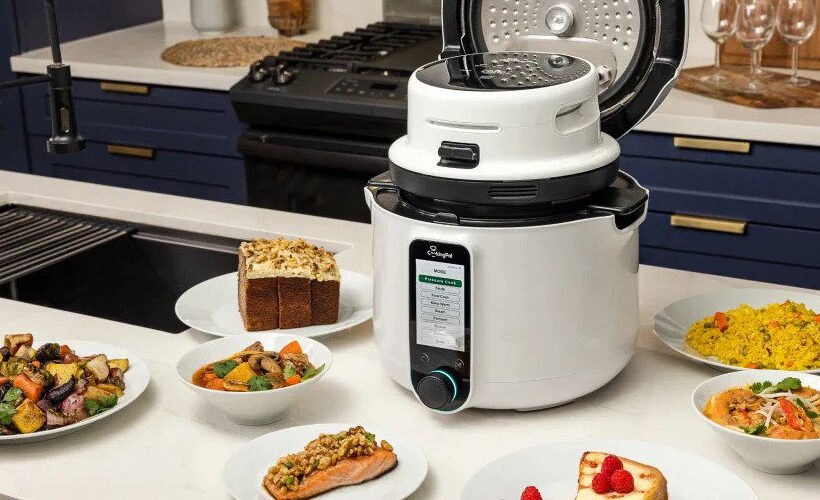 L'autocuiseur Pronto de CookingPal fonctionne avec le couvercle de friteuse intelligente Alto