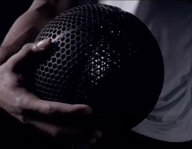 Wilson dévoile un ballon de basket révolutionnaire imprimé en 3D et sans air