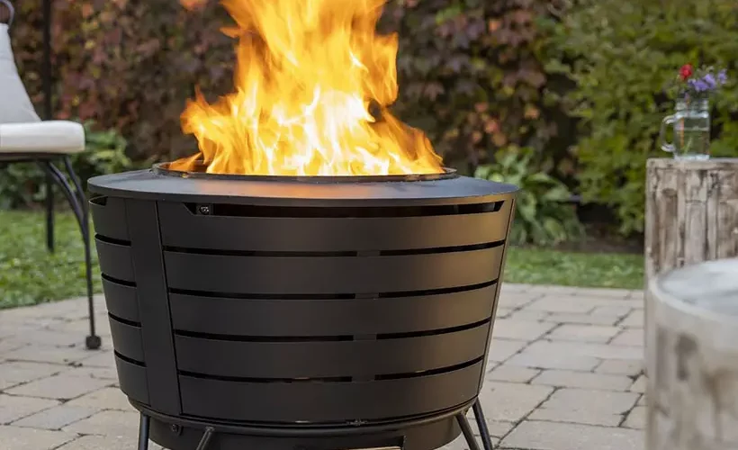 Le foyer sans fumée TIKI Patio apporte chaleur et confort sans fumée 2