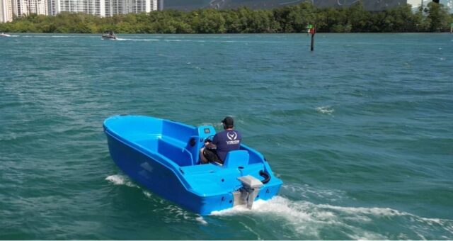  - Un bateau électrique recyclable et insubmersible