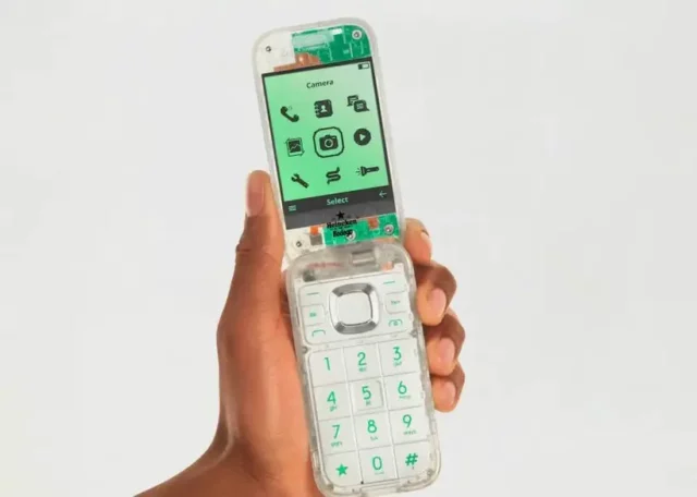 Heineken x Bodega Boring Phone veut que vous profitiez de la vie