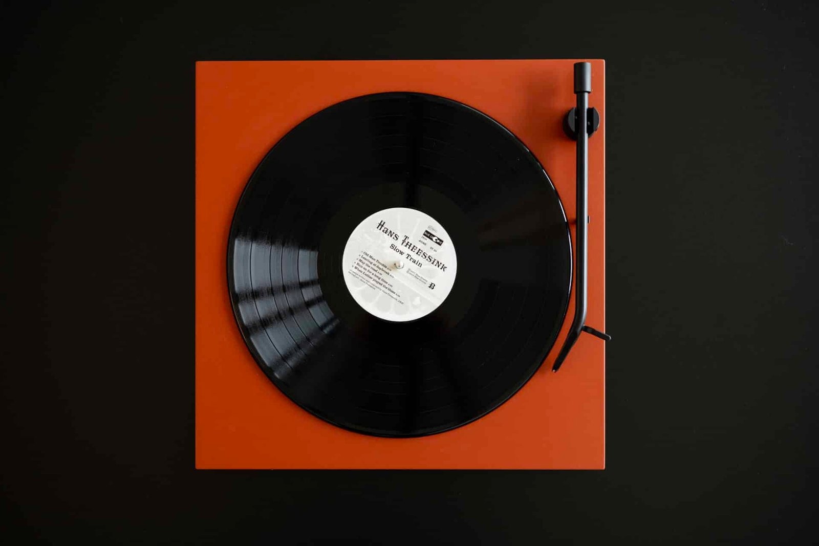 Platine vinyle Tone Factory Terracotta Red vue du dessus